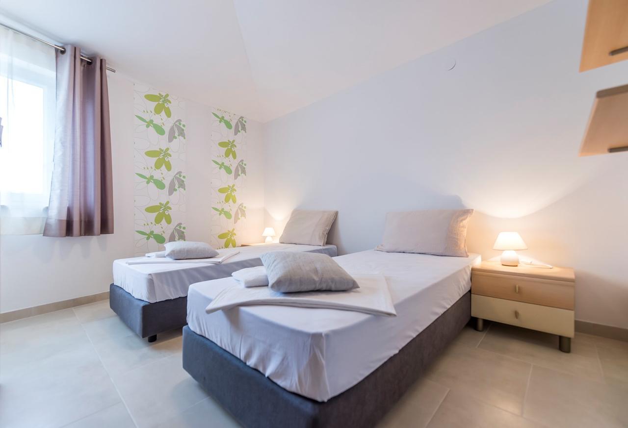 Villa Valtrazza Tar-Vabriga Eksteriør bilde