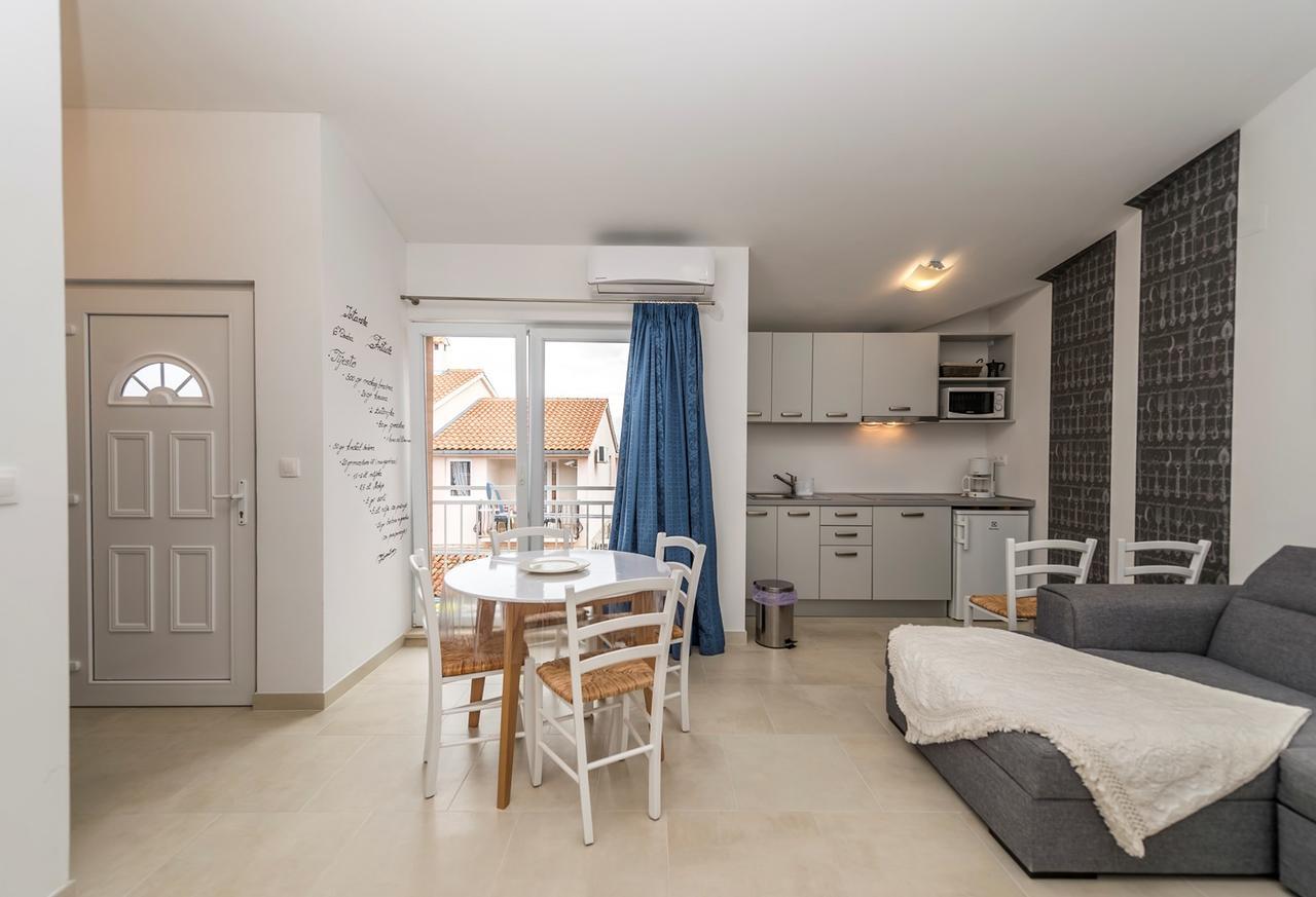 Villa Valtrazza Tar-Vabriga Eksteriør bilde